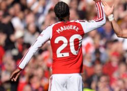 Madueke celebra la increíble profundidad de la plantilla del Arsenal tras anotar el gol de la victoria en el descuento ante Nottingham Forest